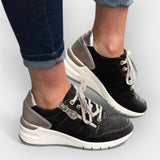Anatomical shoes for comfortable walking
