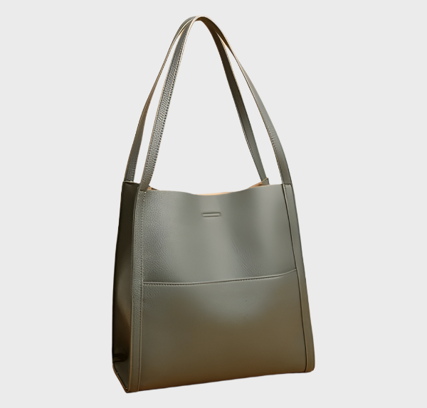 Classic leather shoulder bag