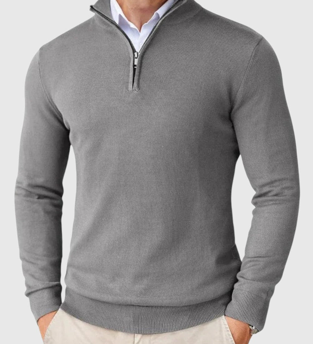 Dömötör - Short-sleeved t-shirt with zipper