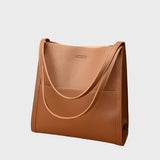 Classic leather shoulder bag