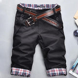 Heidi – High-quality shorts with a belt and checkered pattern