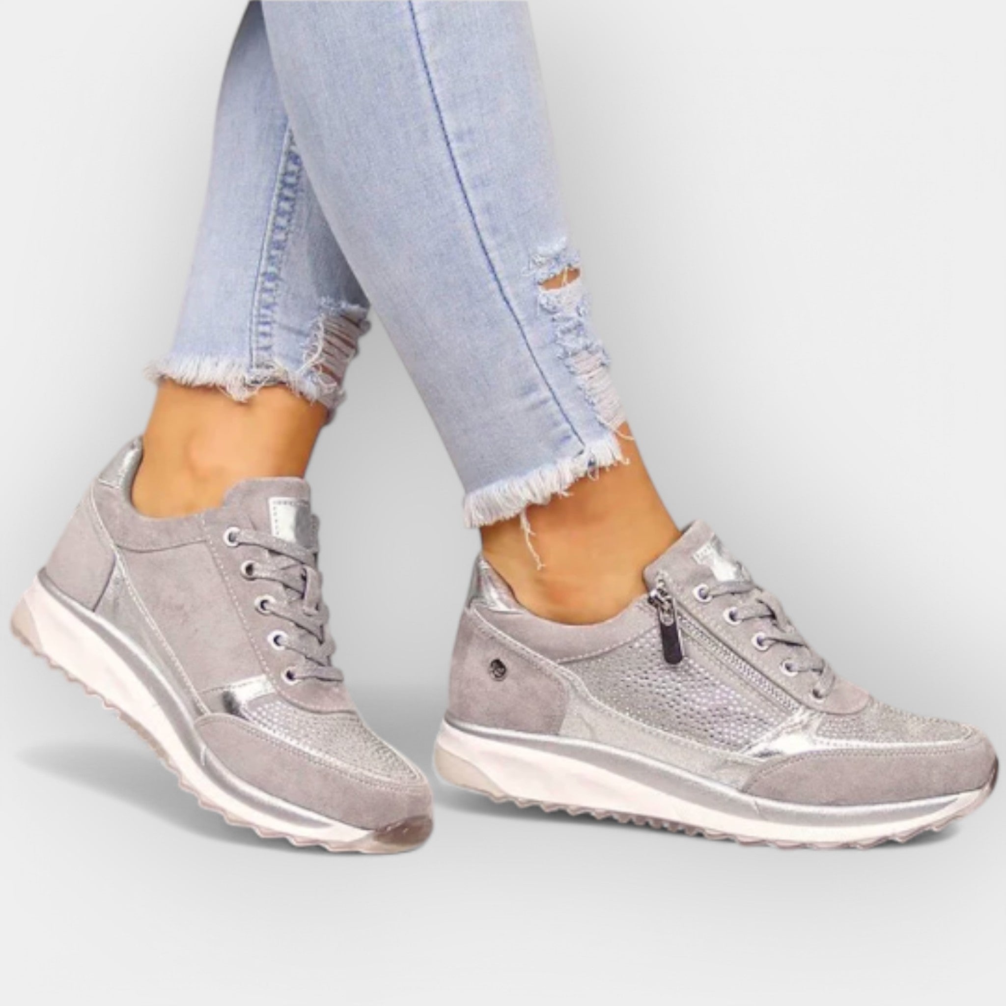 Anatomical sneakers with zippers