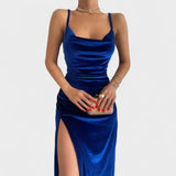 Gabriela - Velvet dress with side slit