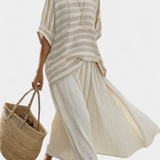 Daisy Bamboo Linen Set with Elegant Striped T-Shirt and Loose Trousers for a Modern and Comfortable Style