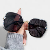 Women's sunglasses with gradient effect