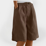 Linen shorts with pockets