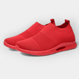 Shock-absorbing sports shoes