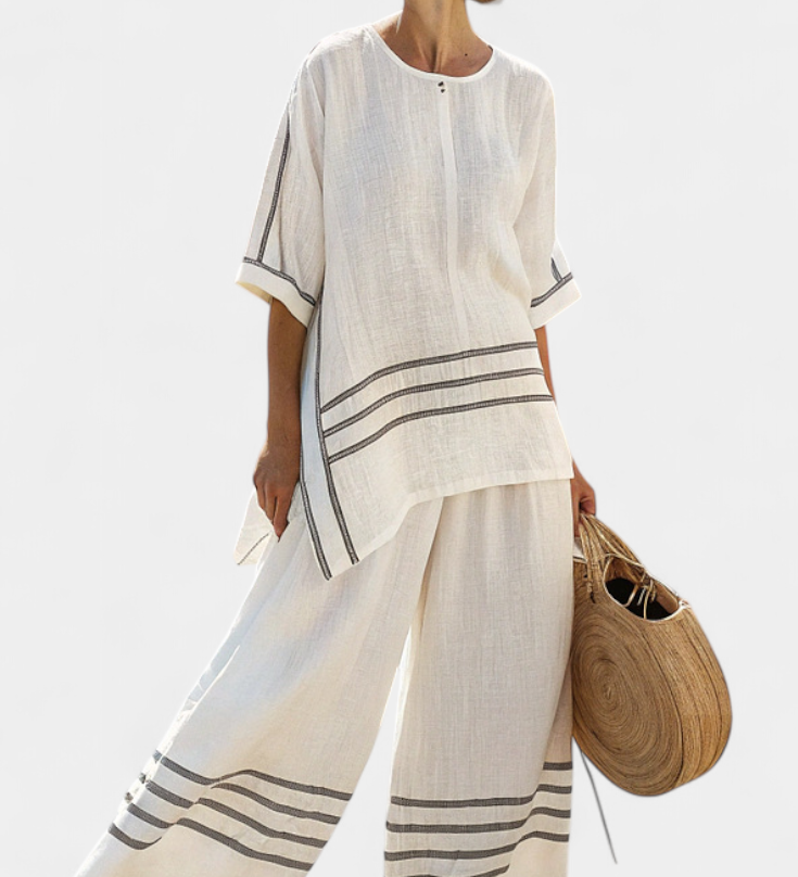 Wide striped, asymmetrical overall - modern and comfortable style