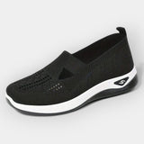 Anatomical shoes with breathable design