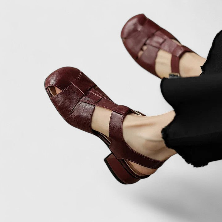 Terézia - Elegant Leather Sandals
