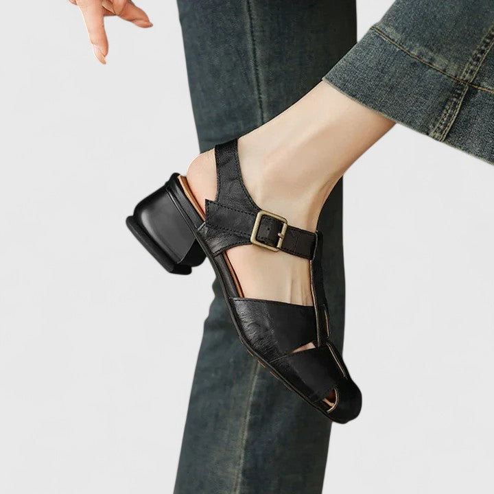 Terézia - Elegant Leather Sandals