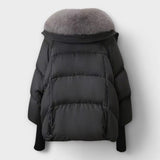 Lucina – Elegant Coat with Fur