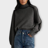 Dana - Soft and elegant sweater with a high collar