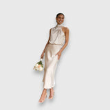 Zenaida - Elegant Dress with a Feminine Vibe