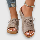 Saskia – Vintage-inspired sandals