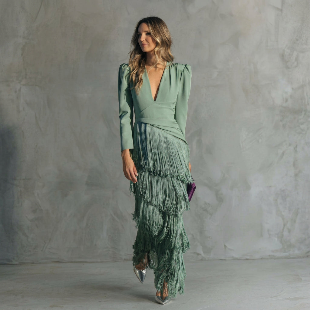 Gabriela - Long V-neck Moulded Dress