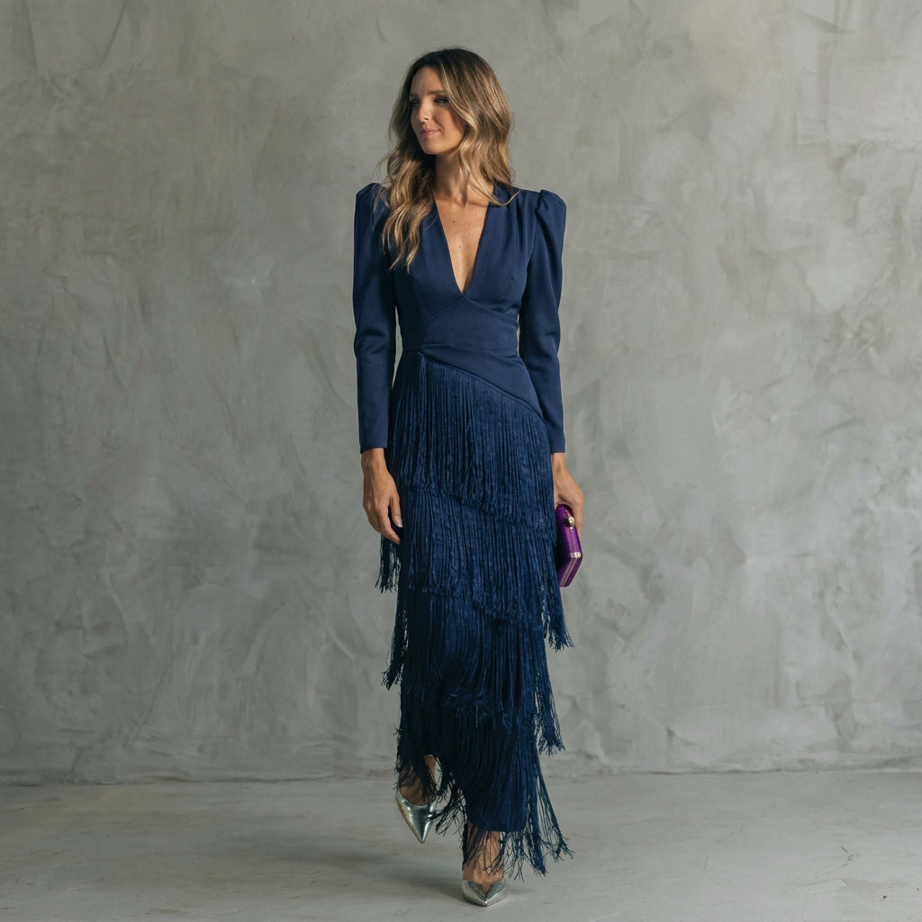 Gabriela - Long V-neck Moulded Dress