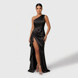 Joana – Elegant Maxi Dress
