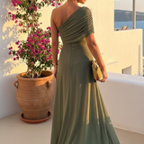Uma - Elegant, Flowing Maxi Dress