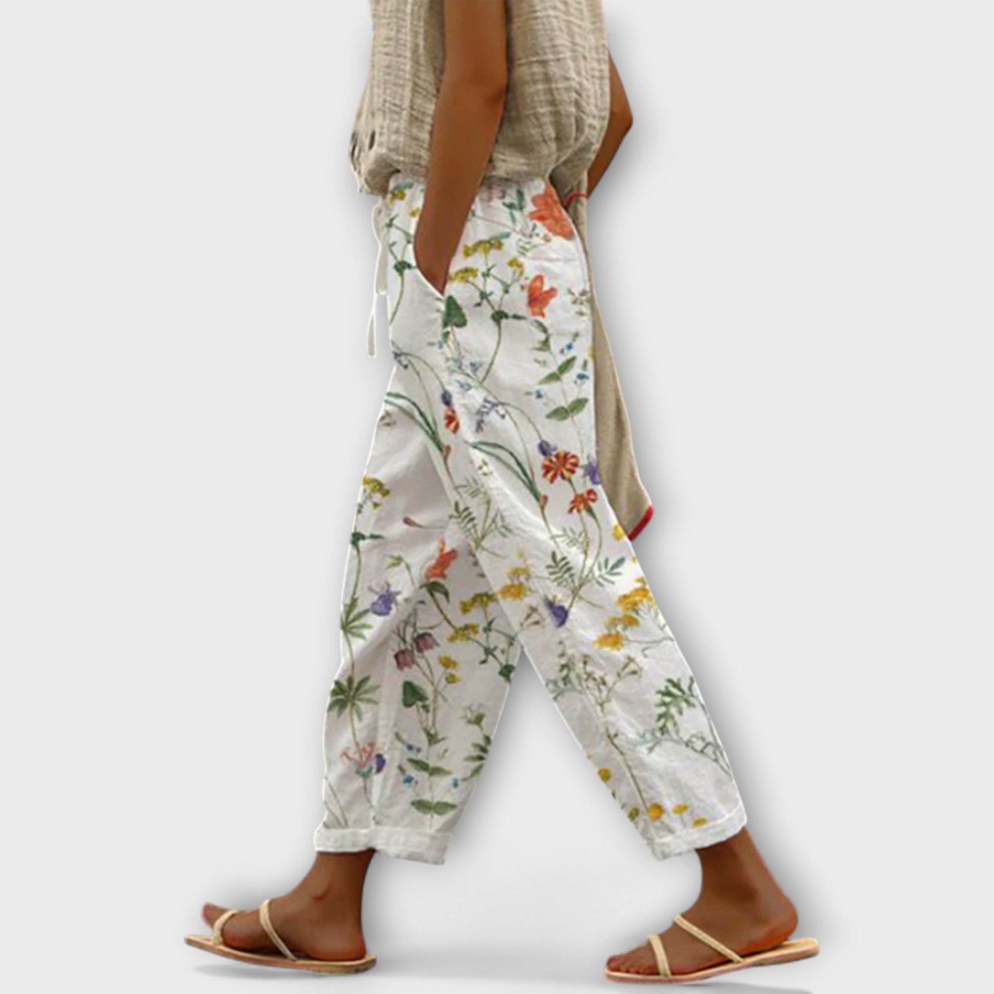 Airish - Expressive, printed, loose trousers